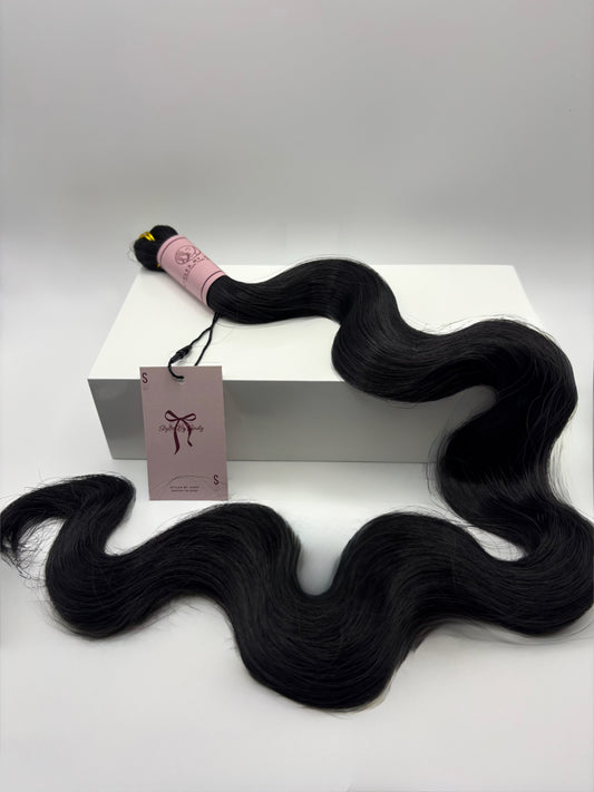 Dahlia Noir - Wavy