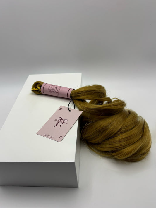 Lily Honey Blonde - French Curls